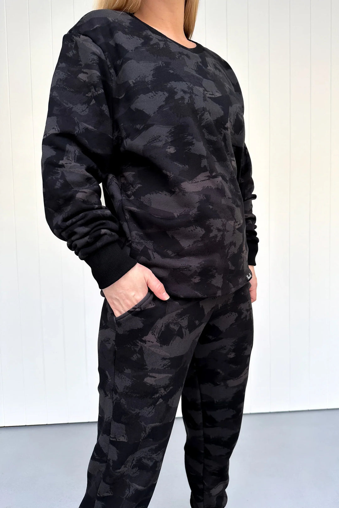 Darkling - Fleece Joggers - Pockets (Imperfect)