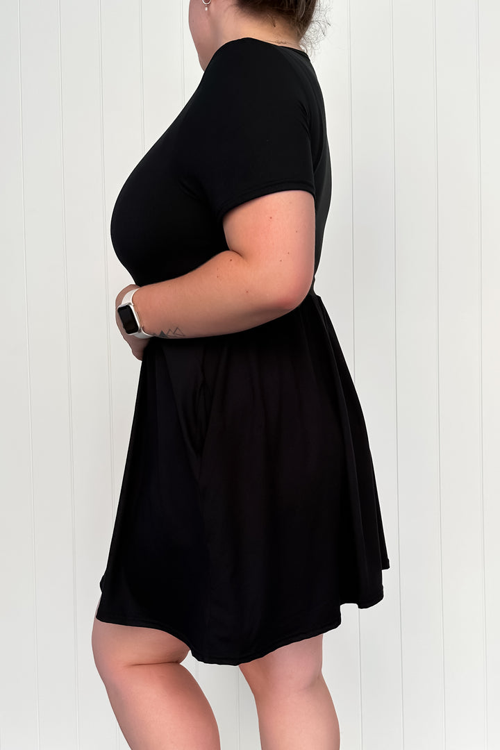 Black - Mini Dress - Short Sleeve - Pockets