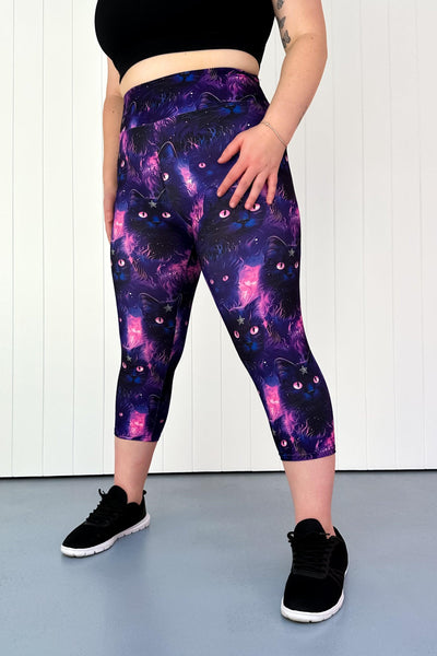 Wicca Cat - Casual - Capri Leggings