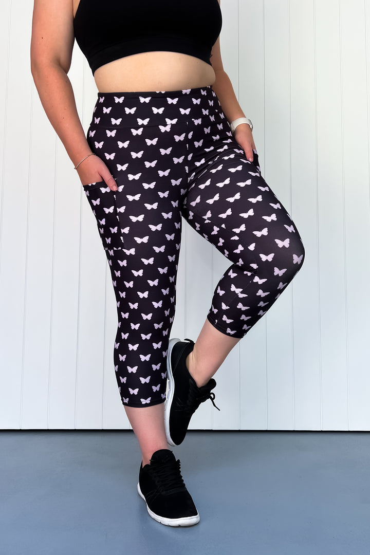 Butterfly Imprint - Casual - Capri Leggings - Pockets
