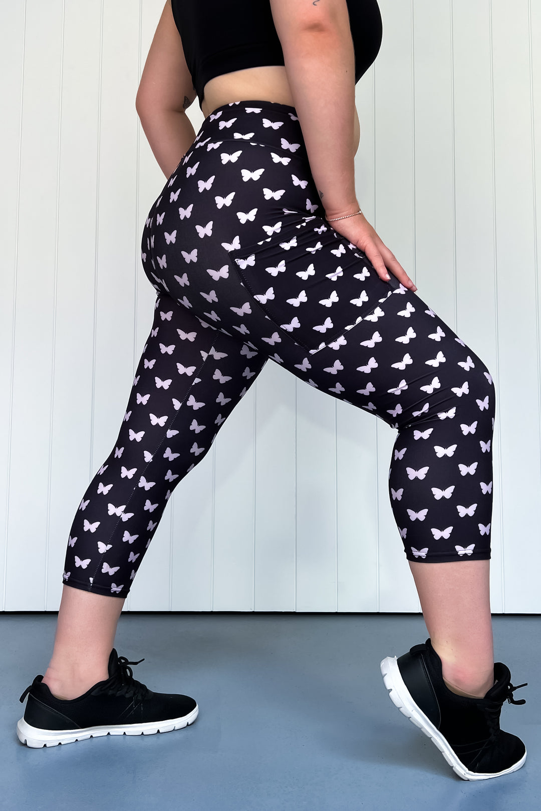 Butterfly Imprint - Casual - Capri Leggings - Pockets