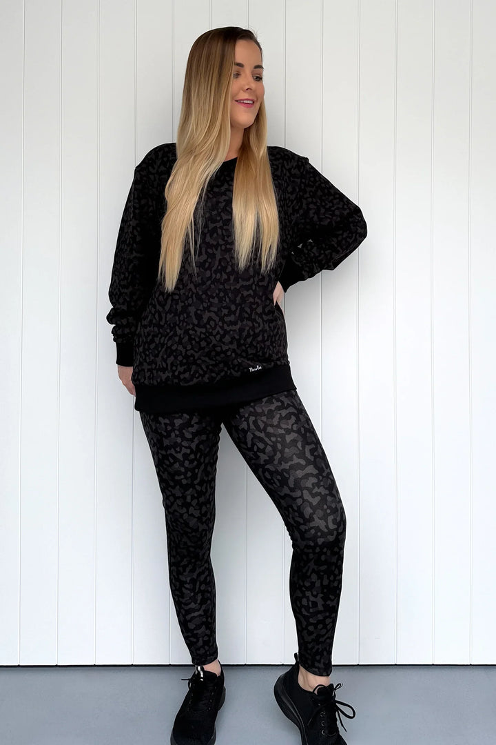 Black Panther - Fleece Jumper - V-neck (Imperfect)