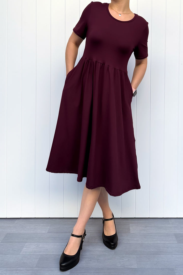 Plum - Midi Dress - Short Sleeve - Pockets