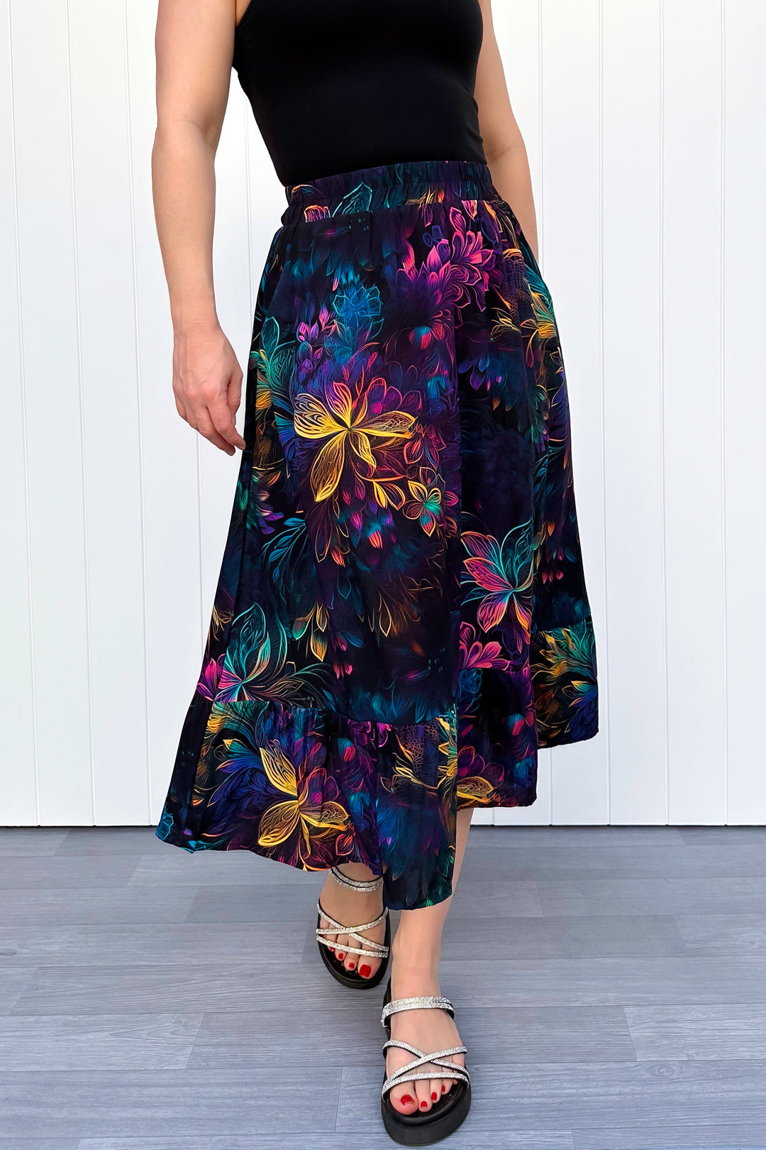 Zinnia Midi Skirt - Spectral Garden - Pockets