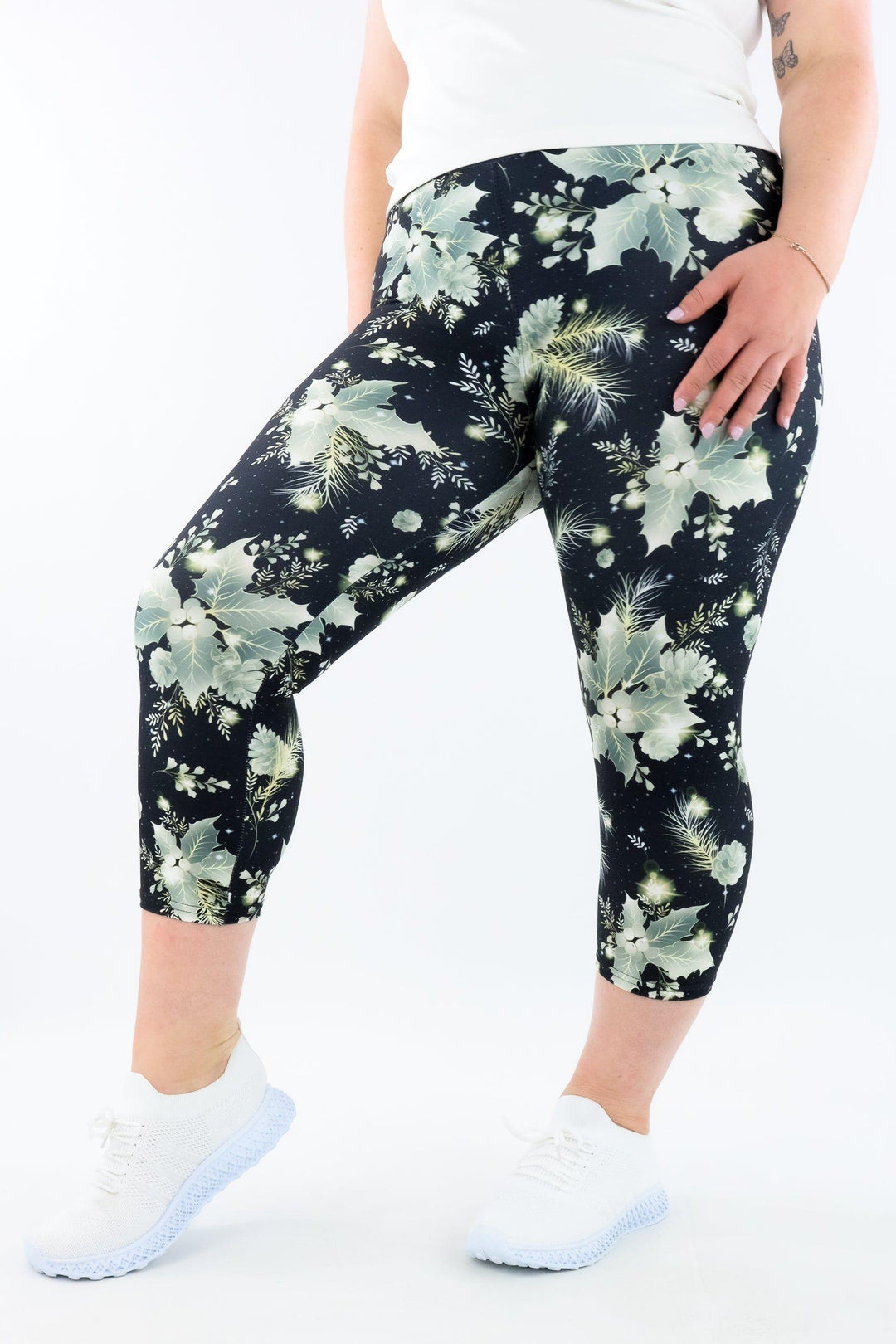 Christmas Twinkle - Casual - Capri Leggings Casual Capri Leggings Pawlie   