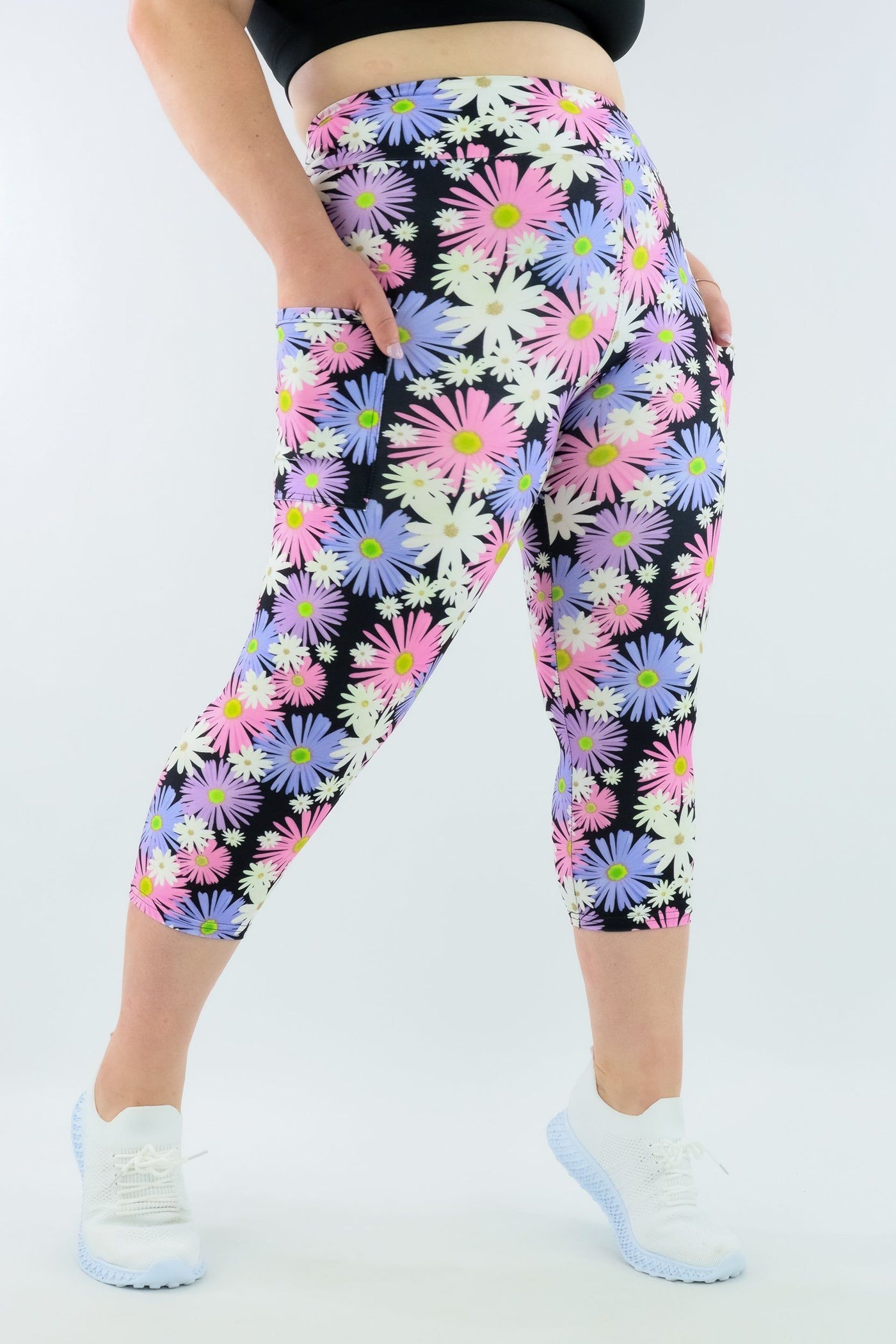 Darling Daisy - Casual - Capri Leggings - Pockets - Pawlie