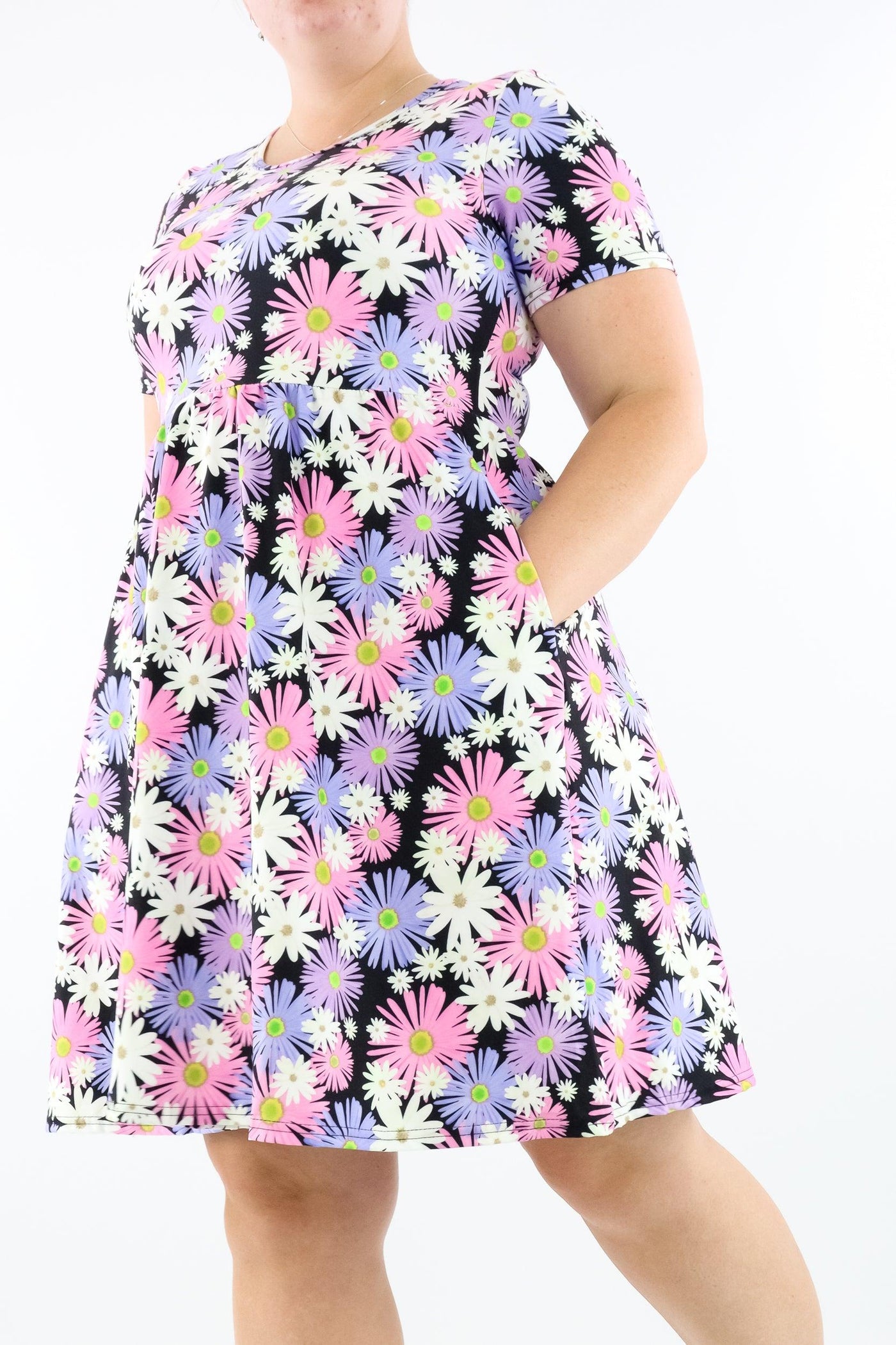 Darling Daisy - Short Sleeve Skater Dress - Knee Length - Side Pockets - Pawlie