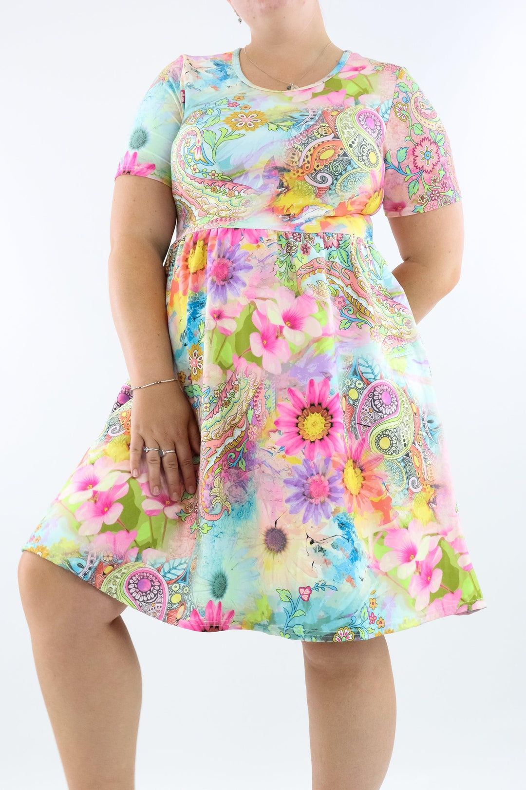 Ying Yang Oasis - Short Sleeve Skater Dress - Knee Length - Side Pockets - Pawlie