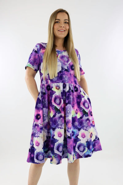 Floricultural - Short Sleeve Skater Dress - Knee Length - Side Pockets - Pawlie