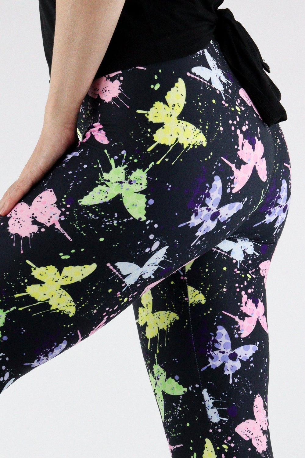 Butterfly Art - Casual Capri Leggings Casual Capri Leggings Pawlie   
