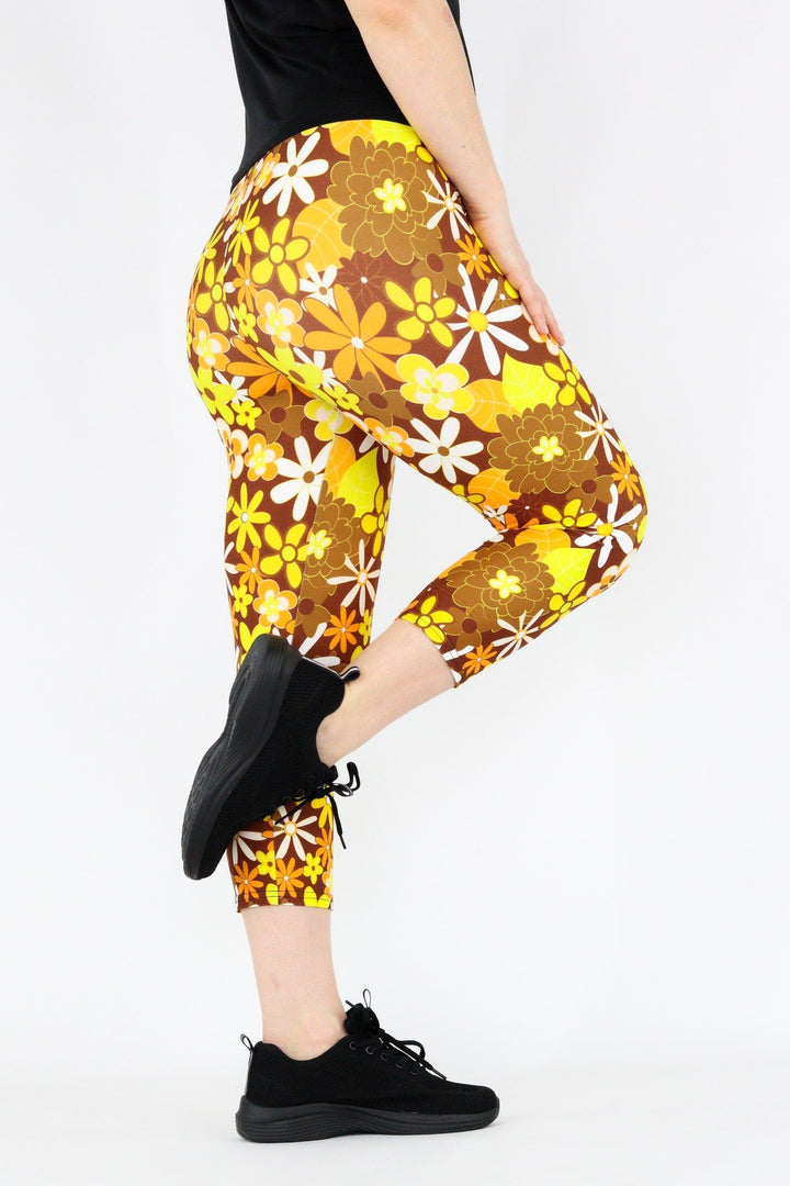 70s Flower - Casual Capri Leggings Casual Capri Leggings Pawlie   